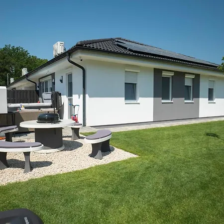 Appartamento River&lake Luxury I. Sárvár